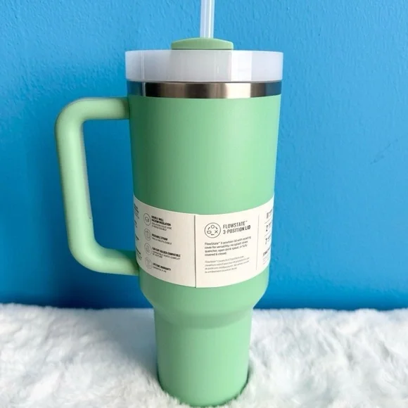 *NEW* 40 OZ. Stanley Jade (Bright Green) Flowstate Quencher H2.O Tumbler - Picture 3 of 7